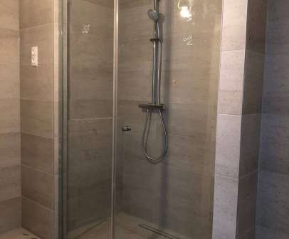 zuhanyzó ajtó üvegezés Budapest